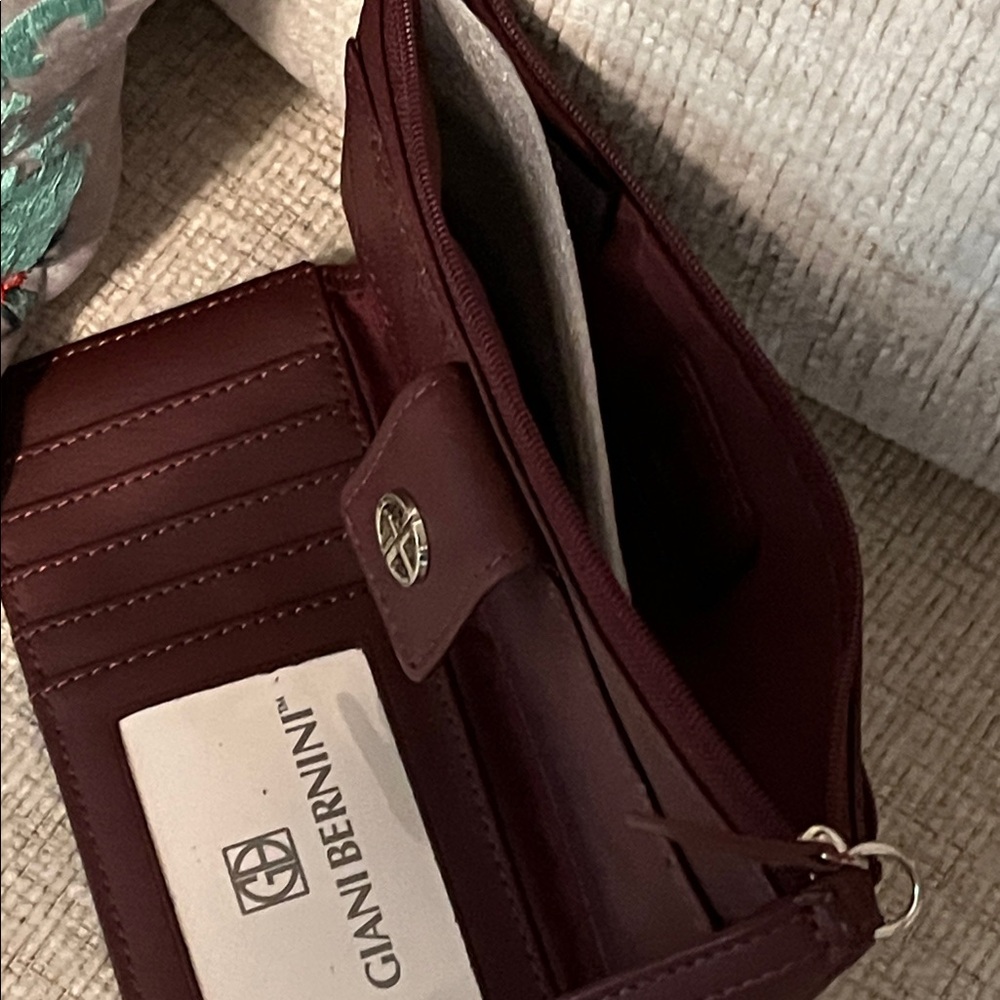 Giani Bernini Deep Red Wristlet with Logo Detail - Picture 4 of 5